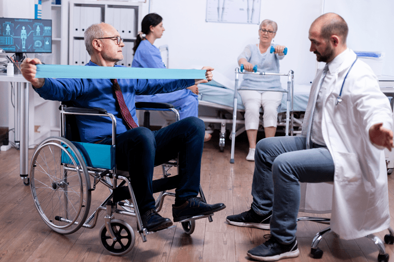 life-with-parkinsons-disease-symptoms-daily-challenges-and-modern-treatment-solutions