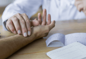 signs-your-essential-tremor-may-be-progressing-and-what-to-do-next